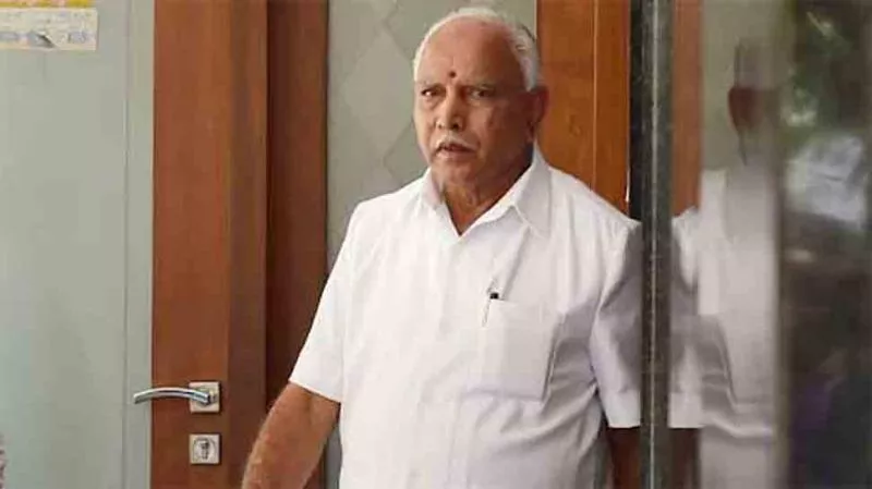 Yeddyurappa Says Kumaraswamy Should Face Trust Vote Or Resign - Sakshi