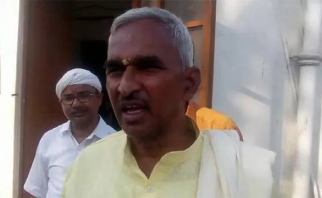 BJP MLA Surendra Singh Says Muslims Having Several Wives Children Have Animal Tendency - Sakshi