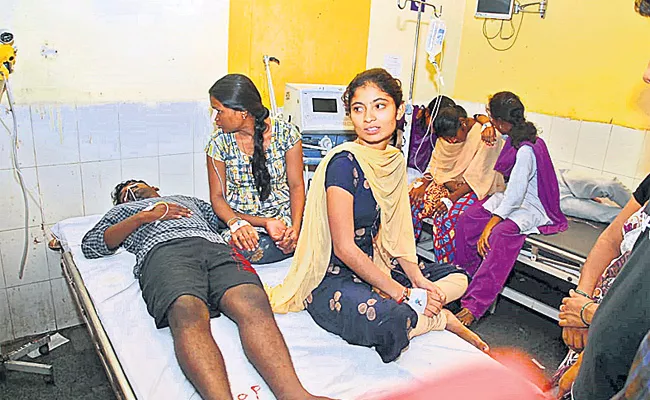 Students Illness With Adultry Food in Hostel - Sakshi