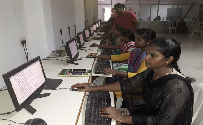 Skills development Programme In Satavahana university - Sakshi