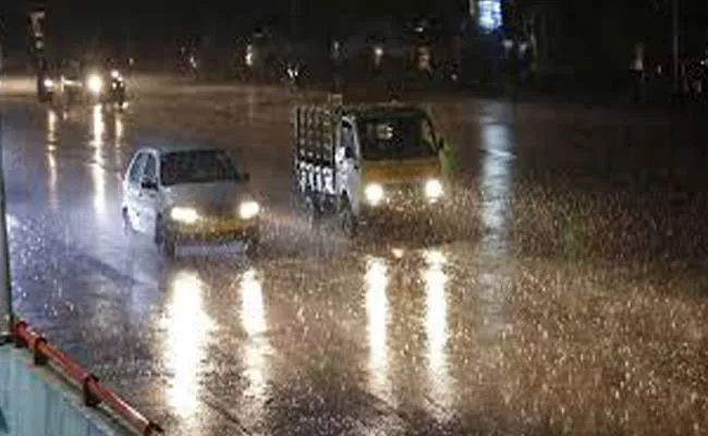 Rains Falling In Hyderabad - Sakshi