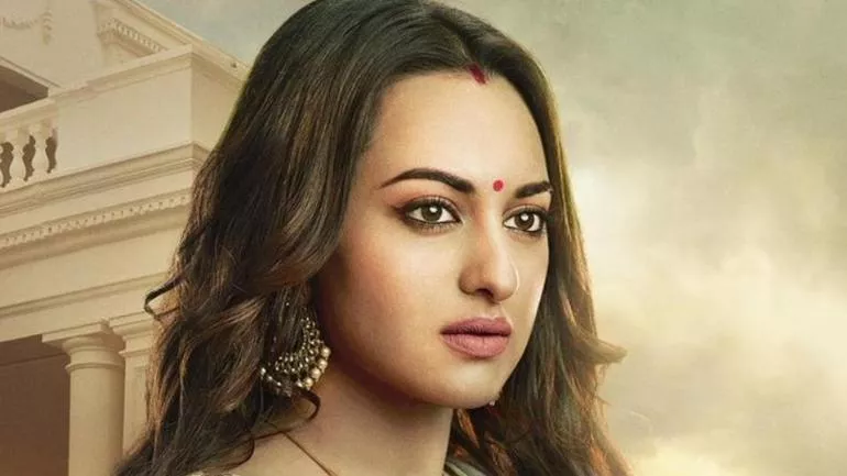 Sonakshi Sinha Reveals I Have Dated A Celebrity - Sakshi