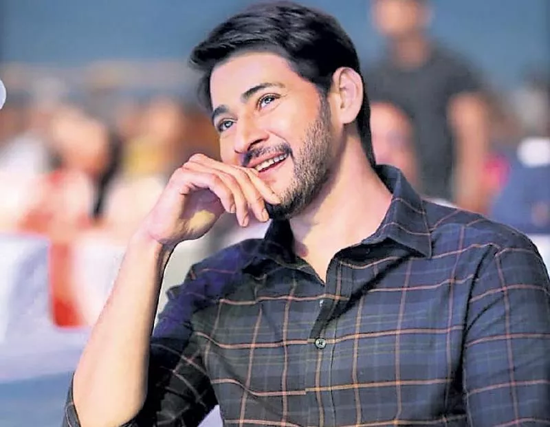 mahesh babu sarileru neekevvaru test look - Sakshi