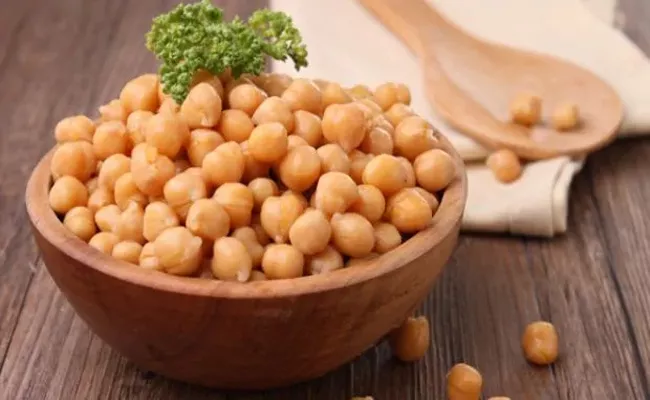 High Protein Chana-Chaat Is An Excellent Addition To Weight Loss Diet - Sakshi