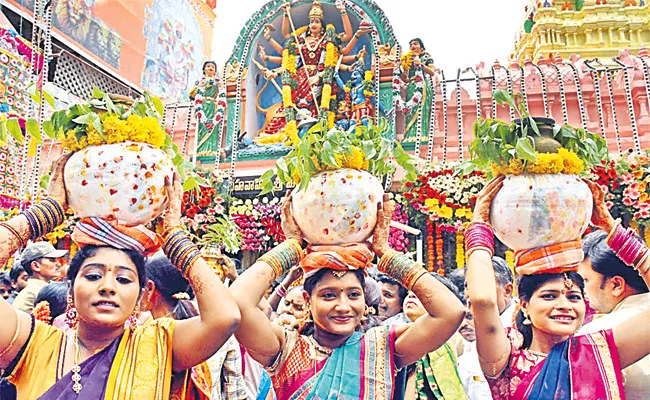 Traffic Rules For Secunderabad Bonalu - Sakshi