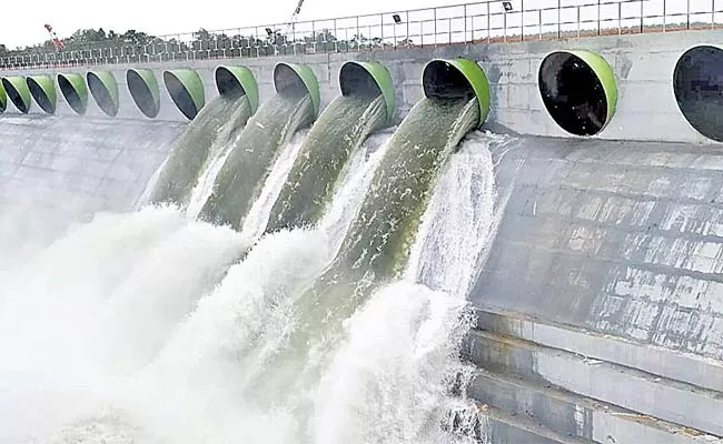 Two Pumps starts At Kannepalli Pump House - Sakshi