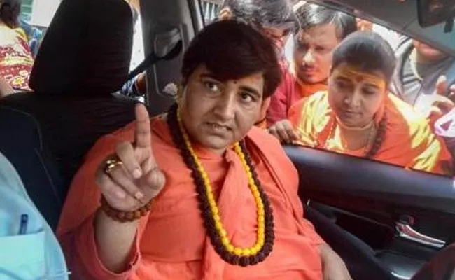 Not Elected To Clean Toilets MP Pragya Thakur On BJP Worker - Sakshi