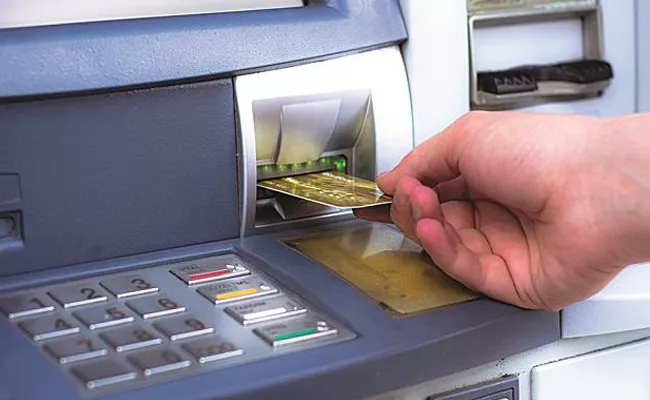 Maharashtra Tops in ATM frauds, Delhi Second - Sakshi