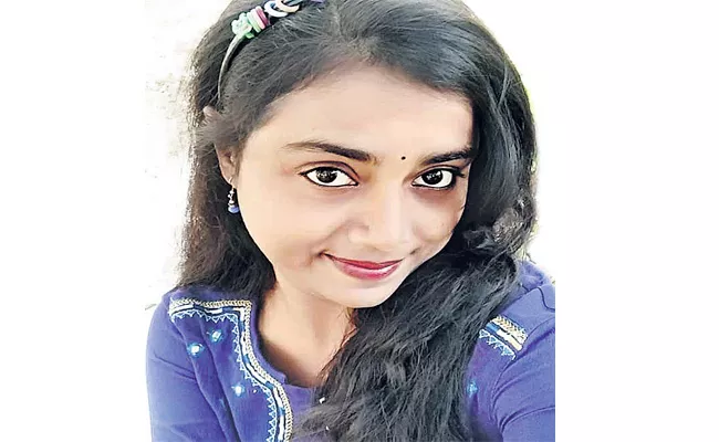 HCU PHD Student Died in Bathroom Hyderabad - Sakshi