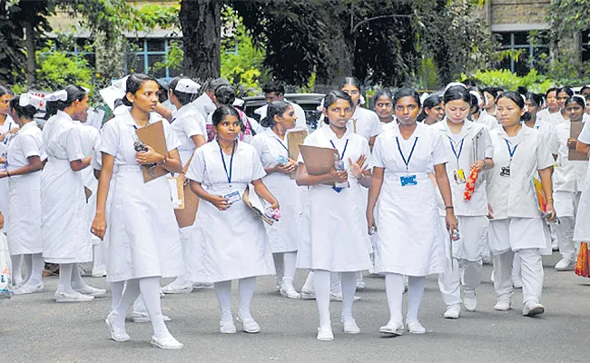 No Quality In Nursing Education In Telangana - Sakshi