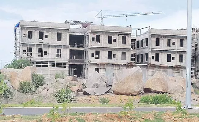 The New Building of the Rangareddy District Collectorate Will be Completed by December - Sakshi