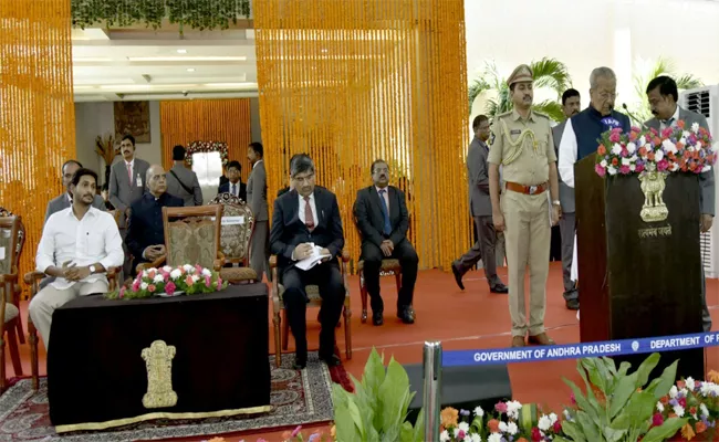 Biswa Bhusan Harichandan Swear in As AP Governor - Sakshi