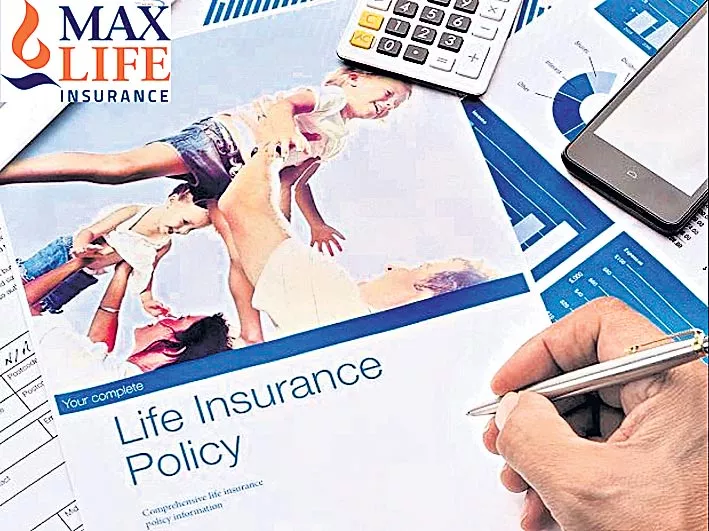 83 persant of Hyderabadis have life insurance coverage - Sakshi