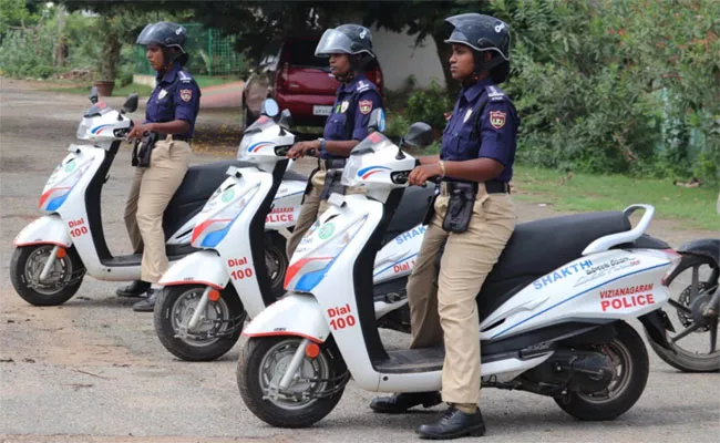 Sakthi Teams Give a Push to Women Safety in Vizianagaram - Sakshi