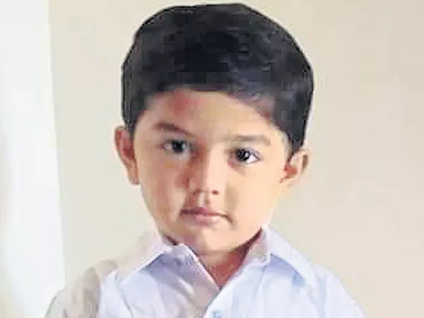 Kidnapping case of a boy became a challenge to the police - Sakshi