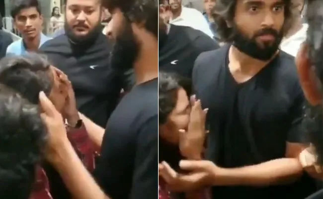 Fan Emotional After Seeing Vijay Deverakonda - Sakshi