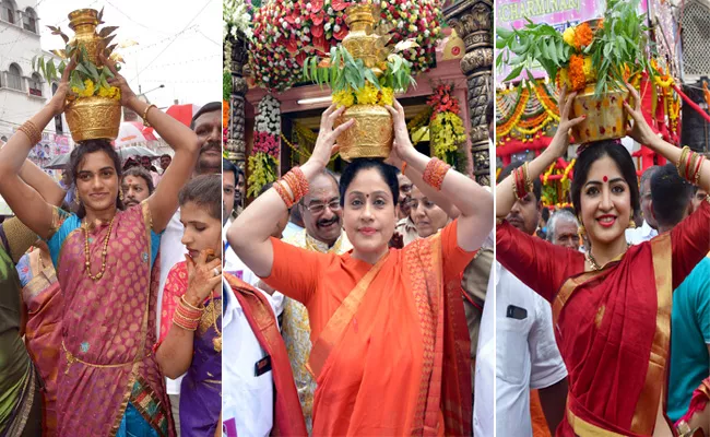 Celebrities Offers Bonam At Laldarwaza Mahankali Temple - Sakshi