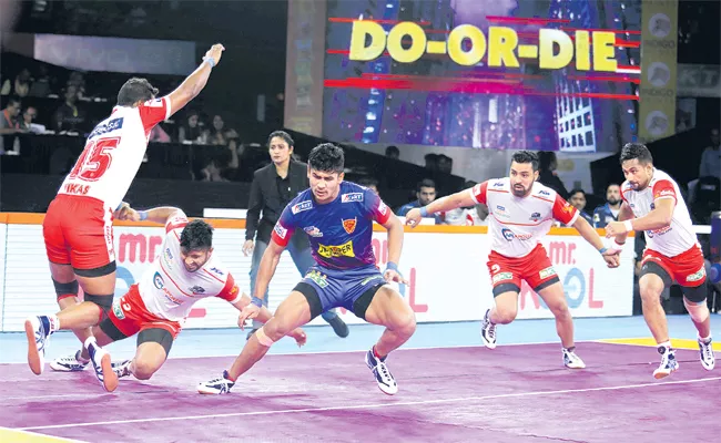 Dabang Dehli Won Ha trick Victory - Sakshi