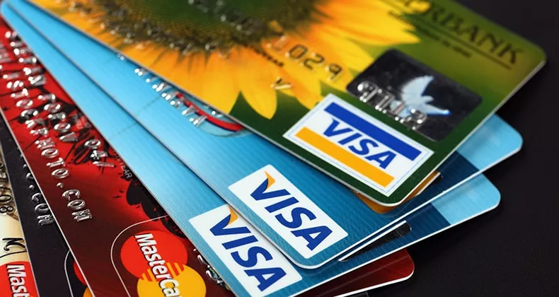 Delhi man suicide Over Unable to pay credit card bills - Sakshi