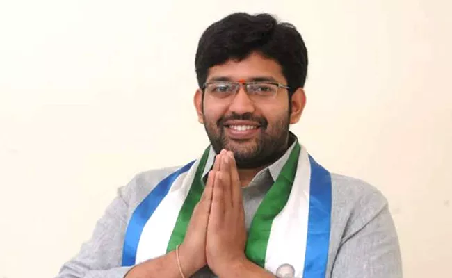 Jakkampudi Raja Aappointed as AP Kapu Corporation Chairman - Sakshi