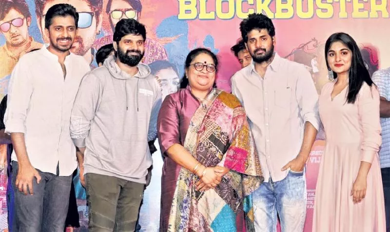 Brochevarevarura Thanks Meet - Sakshi