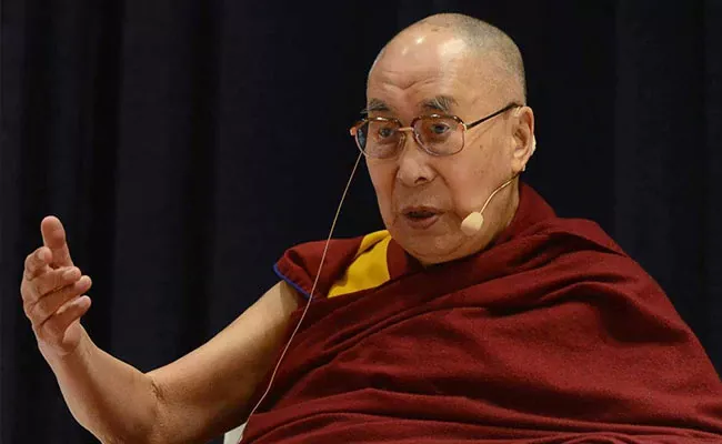 Dalai Lama Apologises For Woman Successor  - Sakshi