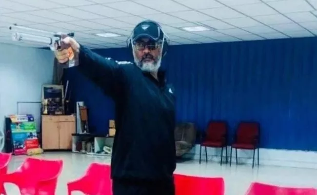 Tamil Hero Ajith Participate In Shooting Championship - Sakshi