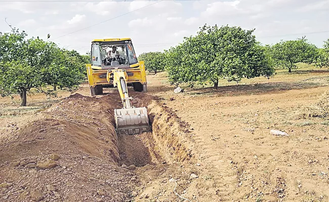 Trenches Good For Gardens And Ground Level Water Increase - Sakshi