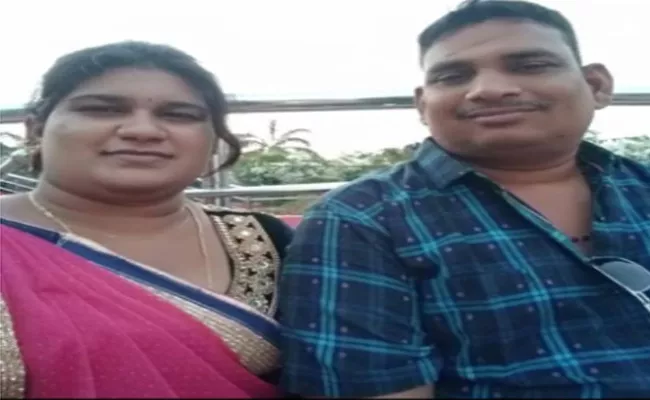 Home Guard Commits  Suicide With Family Issues In Visakhapatnam - Sakshi