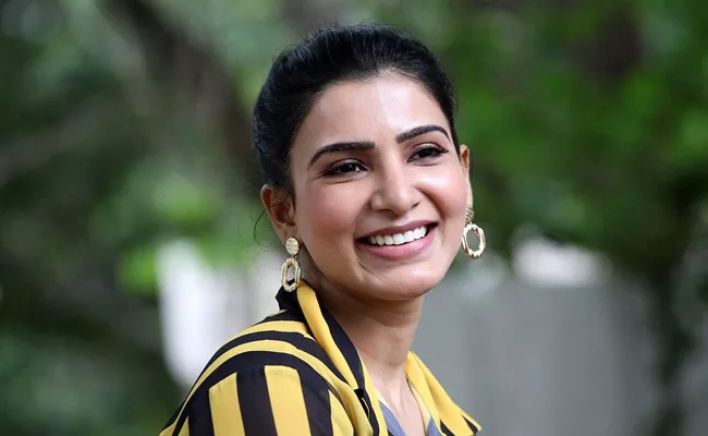 Samantha gets huge cut-out erected for Oh Baby - Sakshi