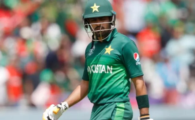 Babar Azam breaks a 27 year old World Cup record for Pakistan - Sakshi