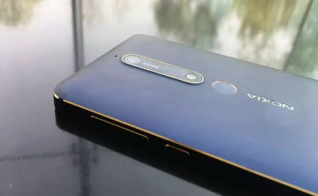 Nokia 6.1 Price in India Cut  - Sakshi