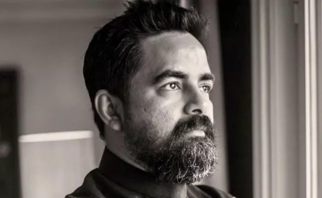 Sabyasachi Says Overdressed Women Are Bleeding Inside - Sakshi