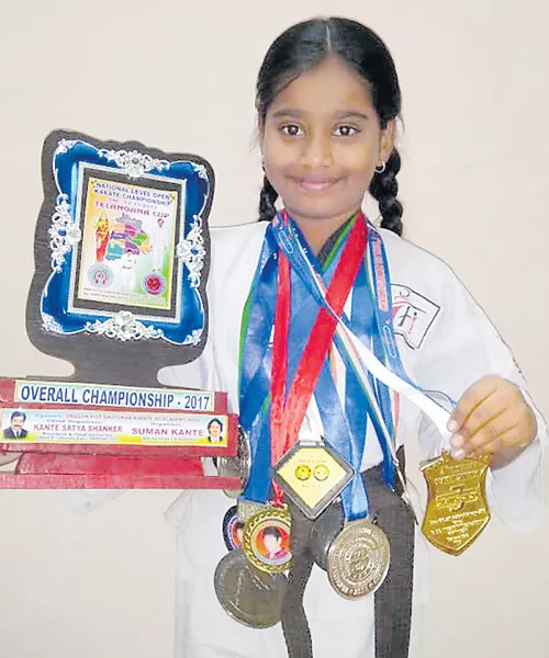 Telangana Karate Player Salomi to International Competitions - Sakshi