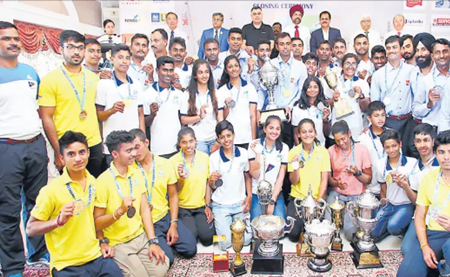 Jitesh Gets Six Titles In Sailing Championship - Sakshi