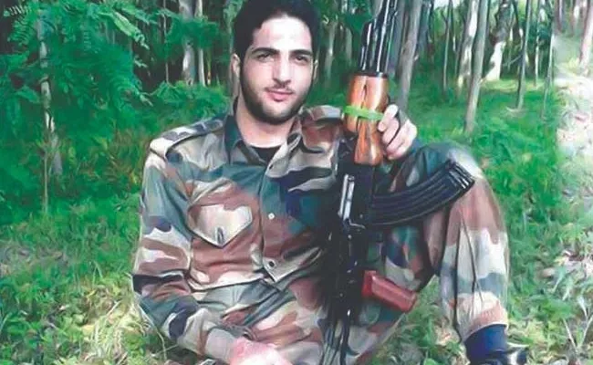 Pakistan Major General Asif Ghafoor Calls Burhan Wani A Hero - Sakshi