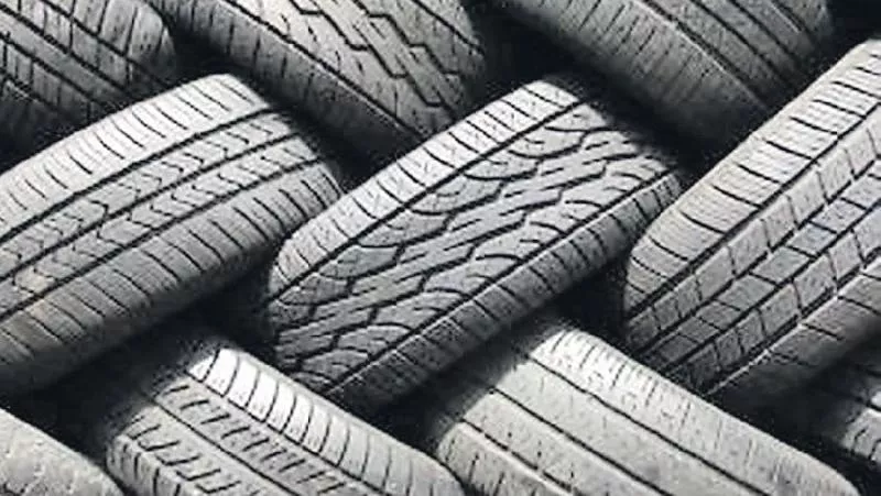 Govt mulling use of nitrogen-filled tyres to help reduce accidents - Sakshi