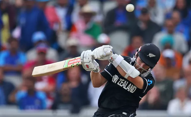 Williamson falls After Most Runs Record For New Zealand - Sakshi