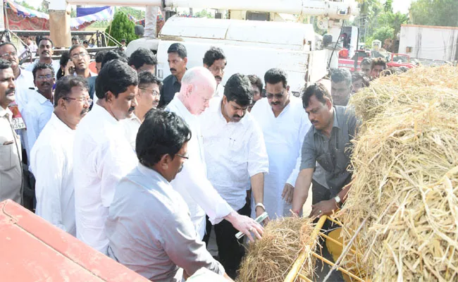 Deputy Chief Minister Pilli Subhash Chandra Bose in Farmer Day Celebrations - Sakshi