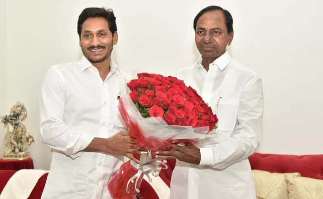 AP CM YS Jagan Meets Telangana CM KCR In Hyderabad - Sakshi