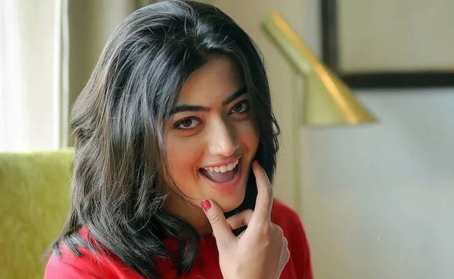 Rashmika Mandanna Says Hero And Heroine Both Are Important For Each Film - Sakshi