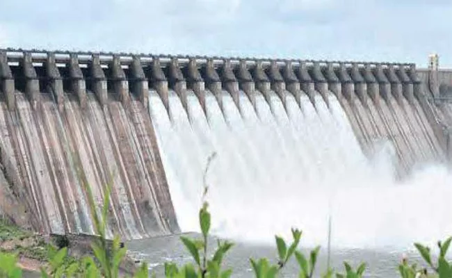 Nagarjuna Sagar Gates Will Lifted By AP And Telangana Ministers On Sunday - Sakshi