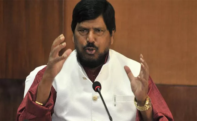 Central Minister ramdas athawale Press Conference At Vijayawada - Sakshi