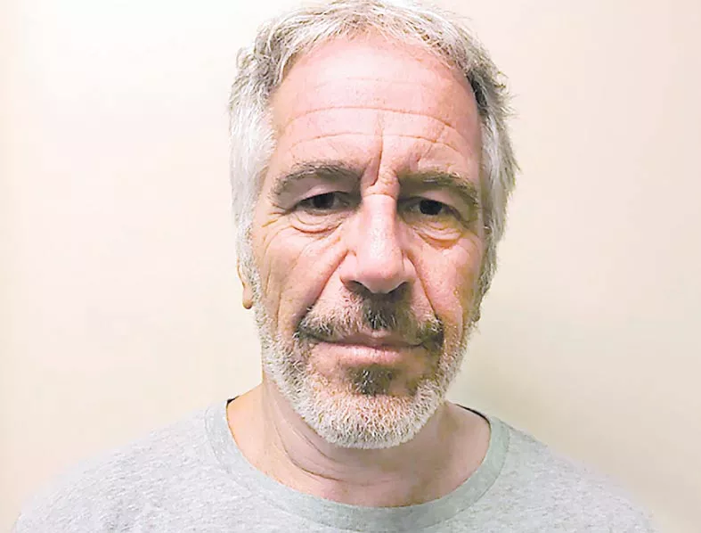 Jeffrey Epstein dead after apparent suicide in New York jail - Sakshi