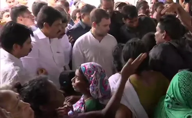 Congress Leader Rahul Gandhi Travels in Wayanad - Sakshi