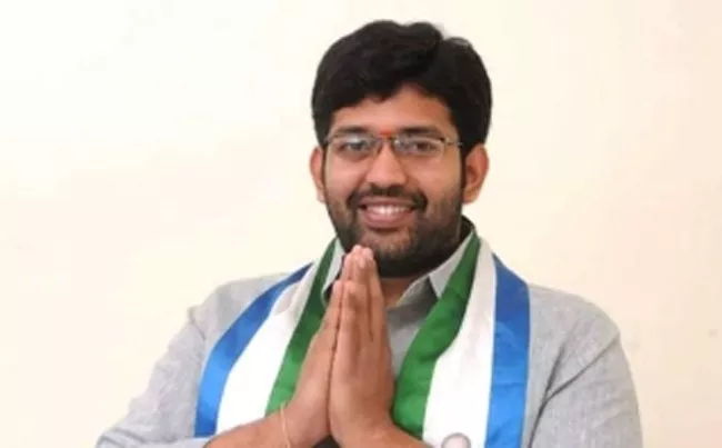 Rajamahendravaram MLA jakkampudi Raja Appointed As A Kapu Corporation chairman - Sakshi