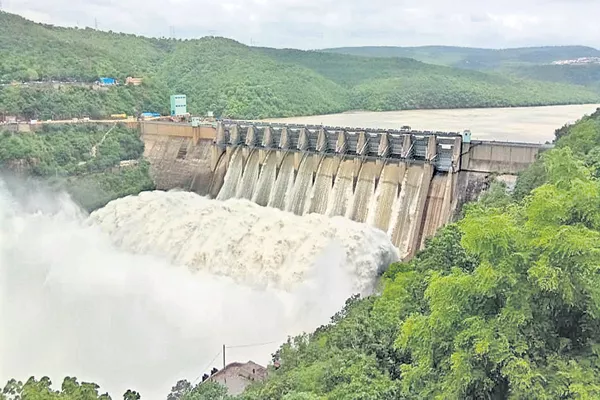 Rivers of Krishna and Godavari and Vamsadhara are Overflowing after 10 years - Sakshi