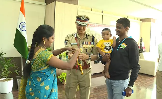 AP DGP Gowtham Sawang Wishes Women Over Raksha Bhandhan - Sakshi