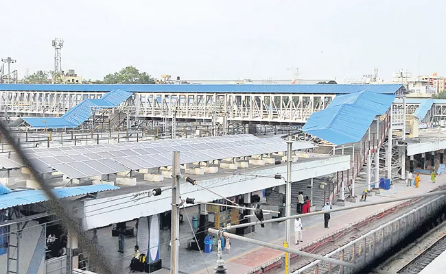 Fourth Foot Over Bridge in Secunderabad Railway Station - Sakshi