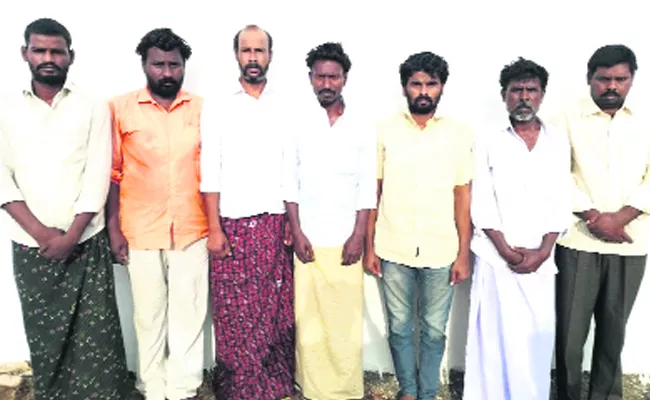 Police Arresting Nine People In Murder Case At Anantapur District - Sakshi